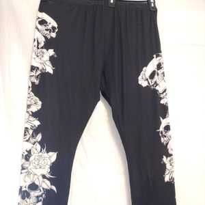 Plus Size skull pants